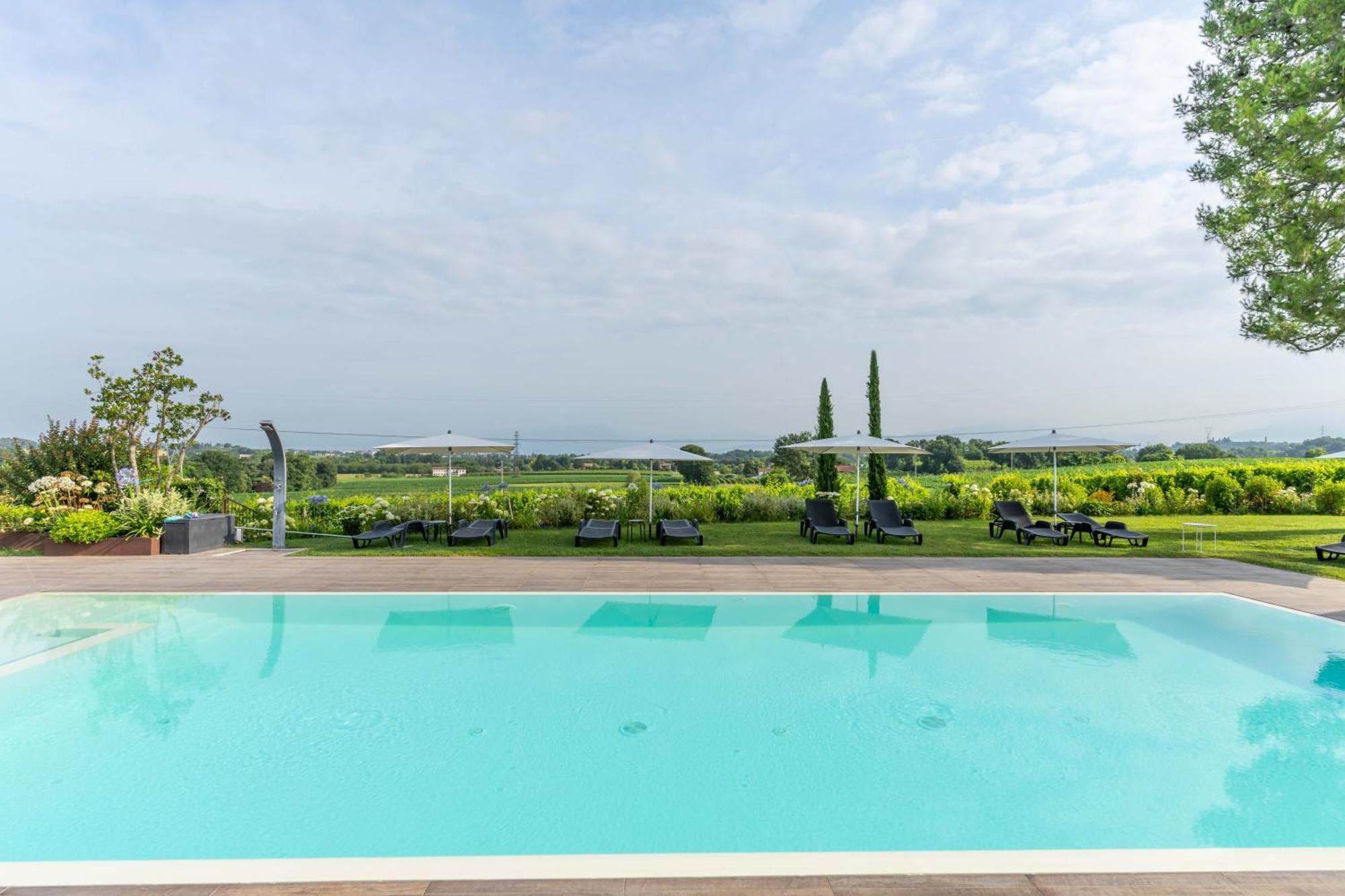 Agriturismo Colle Dei Pivi Ponti sul Mincio Exterior foto