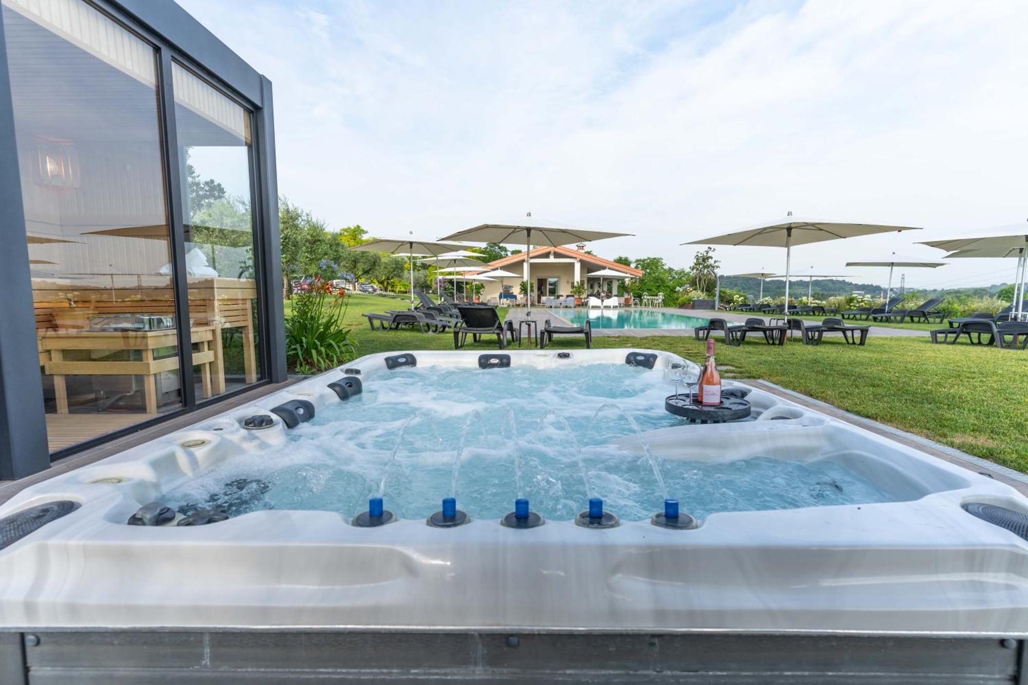 Agriturismo Colle Dei Pivi Ponti sul Mincio Exterior foto